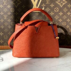<AUTHENTIC>Louis Vuitton Capucines Mini Vibrant Orange